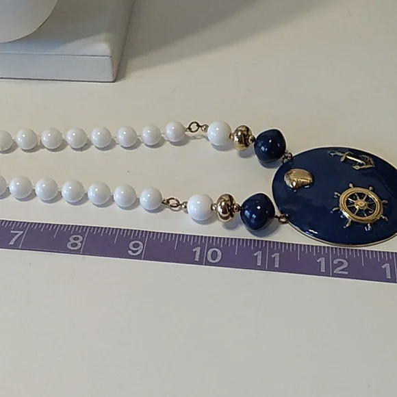 Lot of two Blue and white costume neckless - Picture 7 of 10